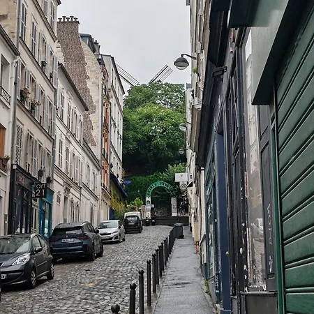 Montmartre, Moulin De La Galette